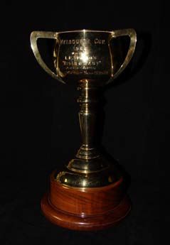 Melbourne Cup won by Whakatāne-owned racehorse Rising Fast, 1954.