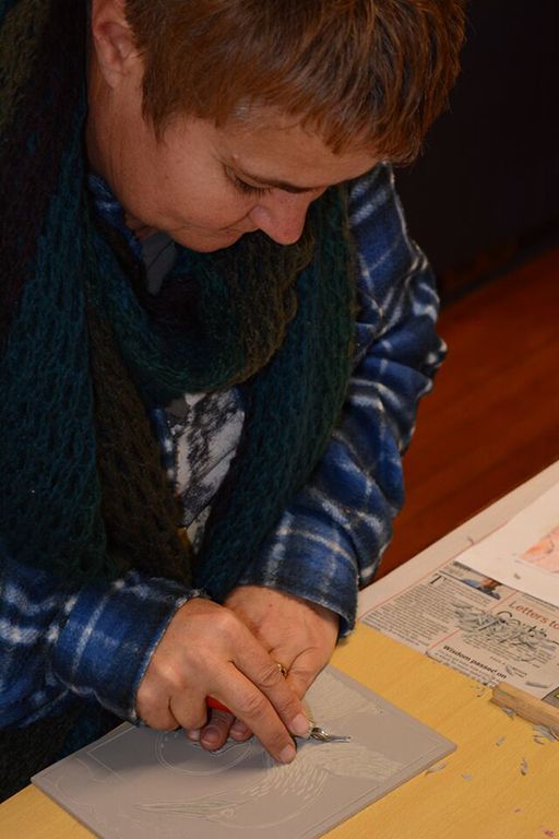 Mandy Hague lino cutting - image credit Andy J Taylor